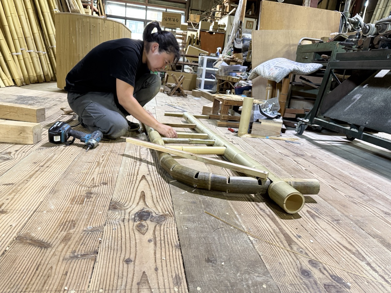 孟宗竹の枝を使った「玉袖垣」 | 竹建材・竹インテリア・犬矢来なら竹定商店|伝統技術で竹の可能性を広げる京都の職人集団