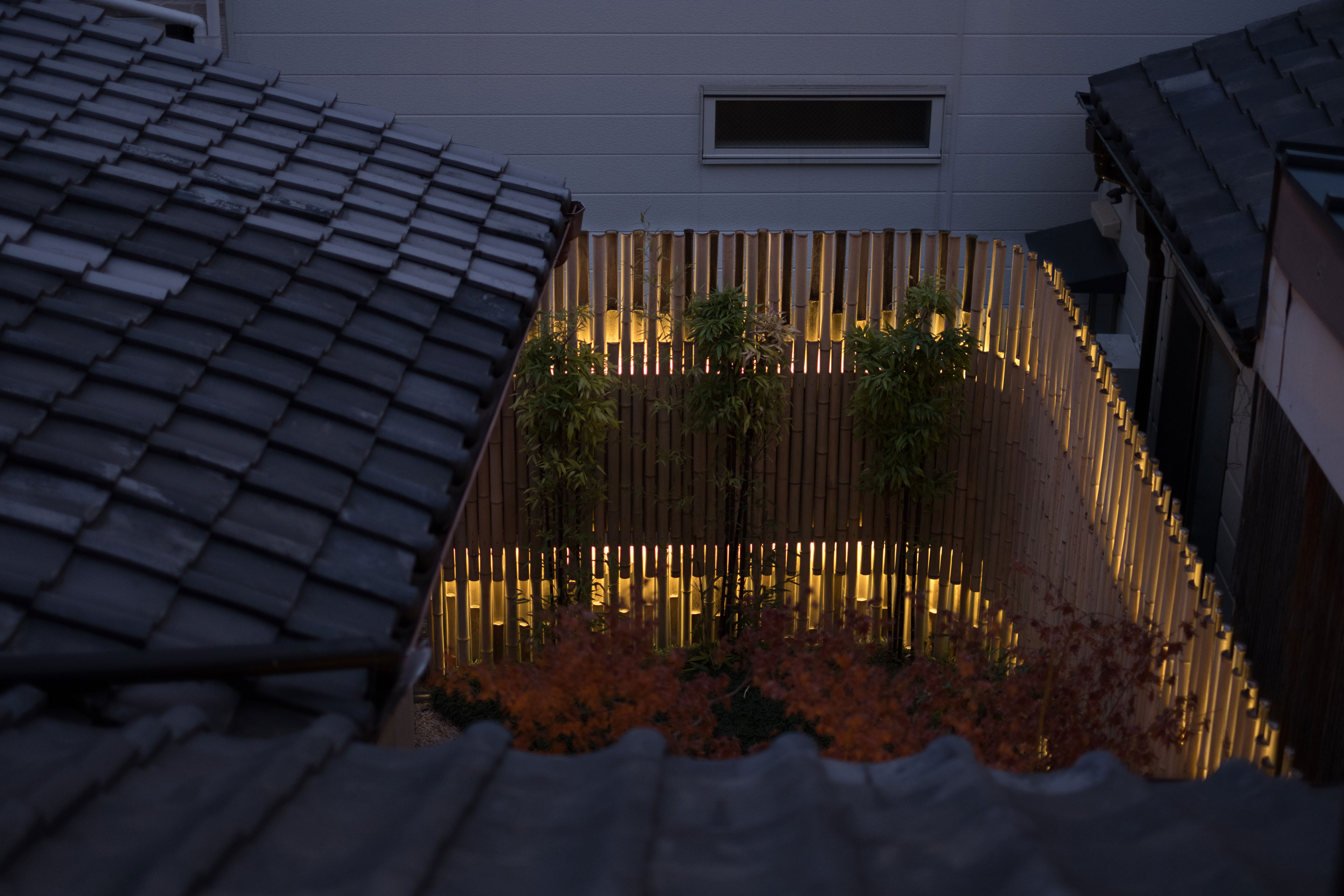 Uzumasa fence 01